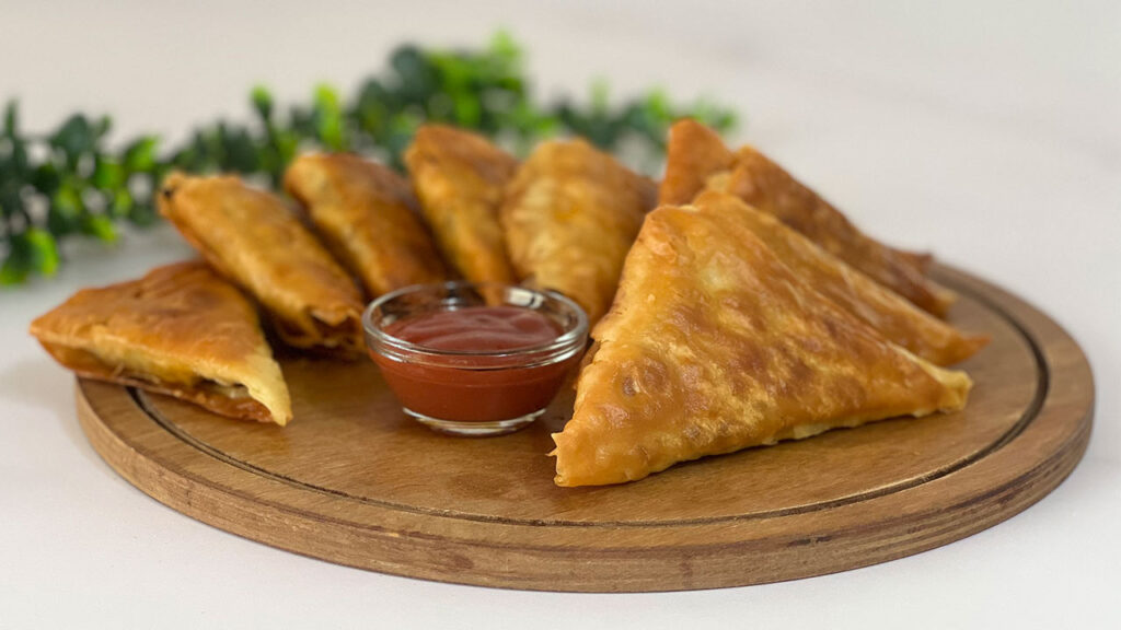 سمبوسه با سویا و گوشت