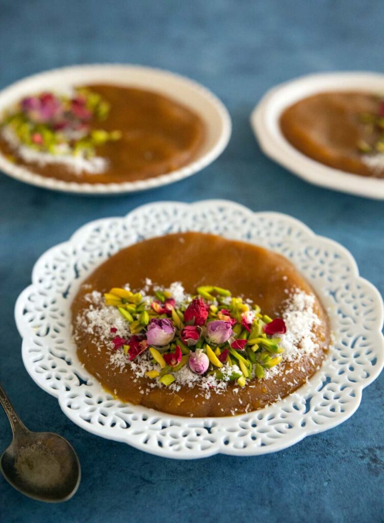 مراحل تهیه حلوا آرد برنج